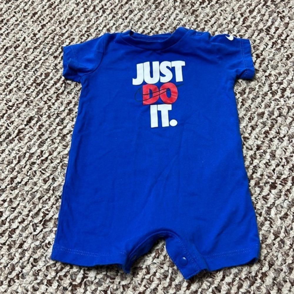 Baby‎ Boy's Nike romper